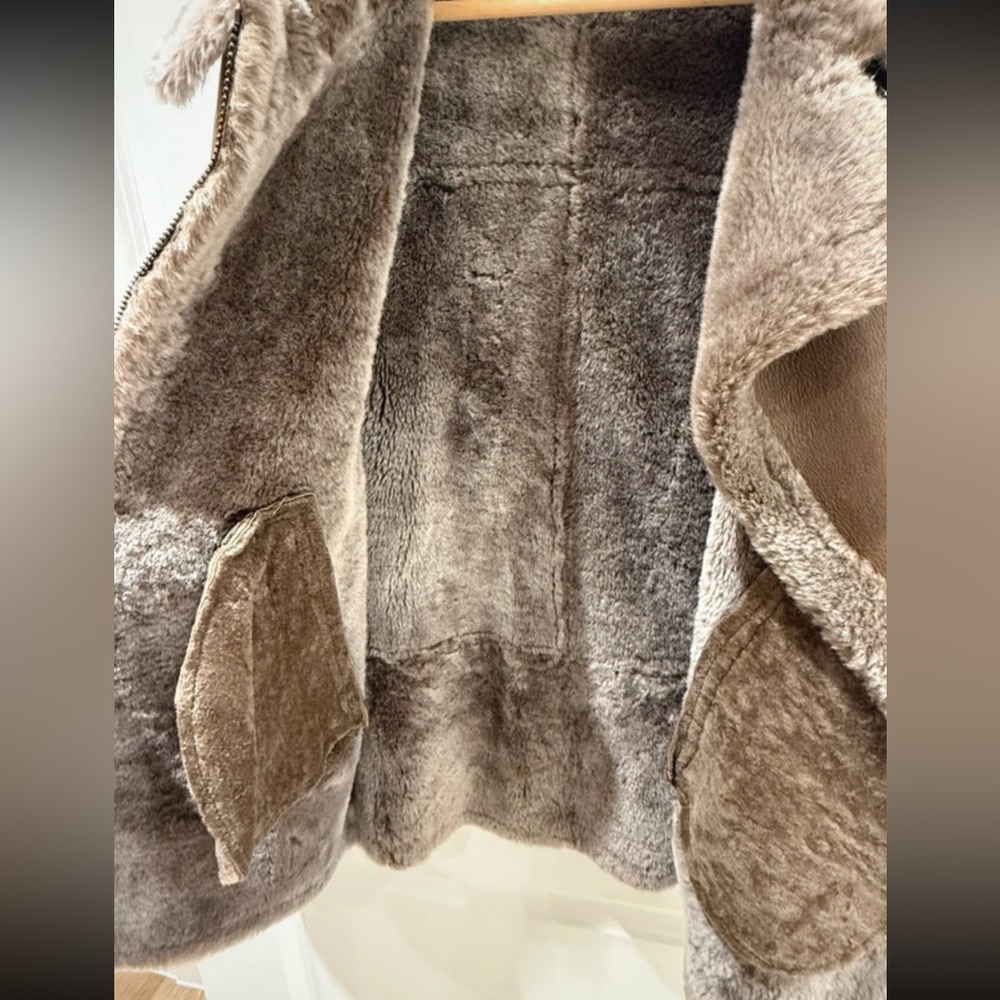 Luxurious Real Shearling Aviator Jacket - Picture 7 of 10